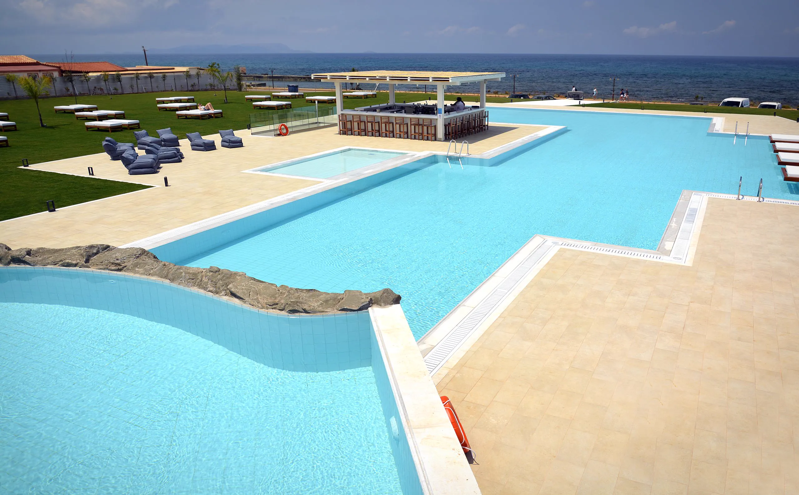 סיקה קריט POOL טיח בריכות