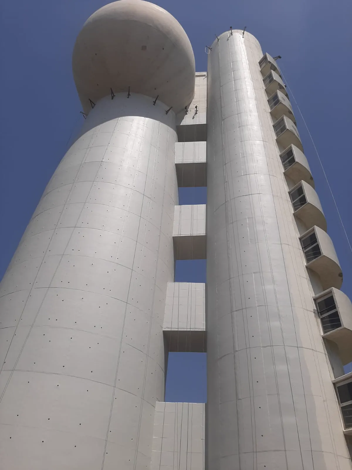 מגדל מאיץ החלקיקים במכון ויצמן, רחובות
