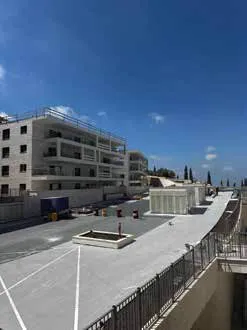 חניון עילי